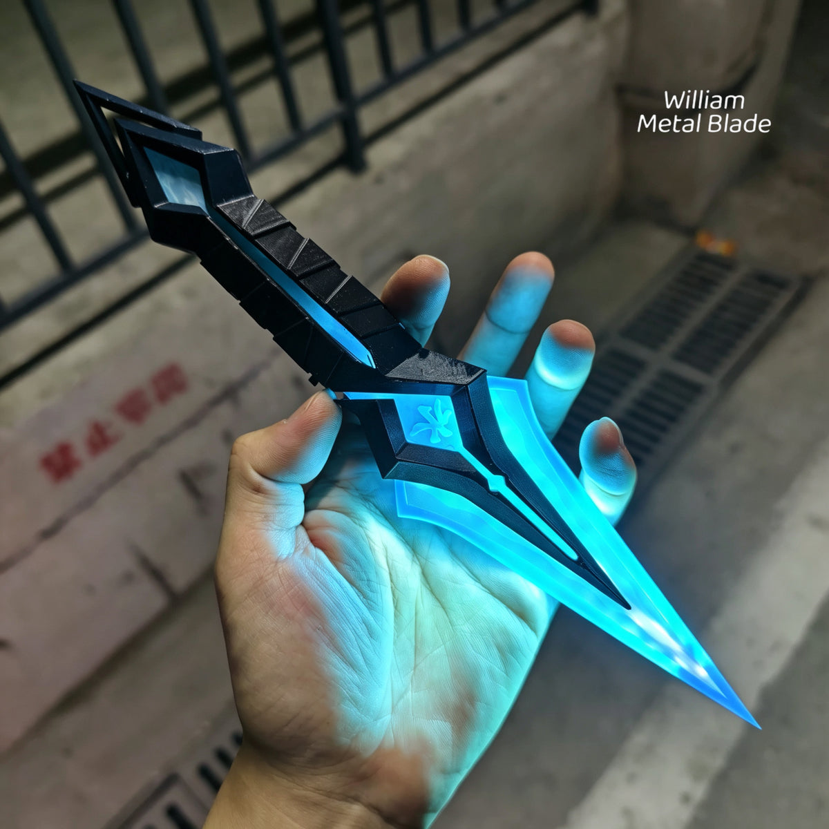 30cm/11.8" Val Kuronami Naru-Kami Acrylic 3D Night