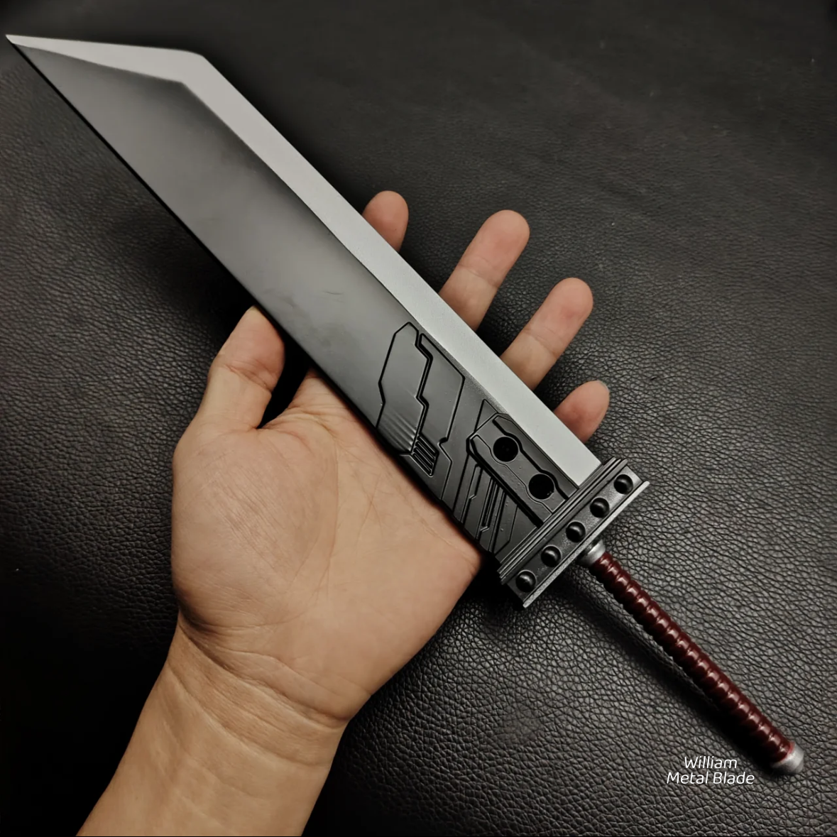 35CM/13.7" Cloud's Buster Sword Metal Replica