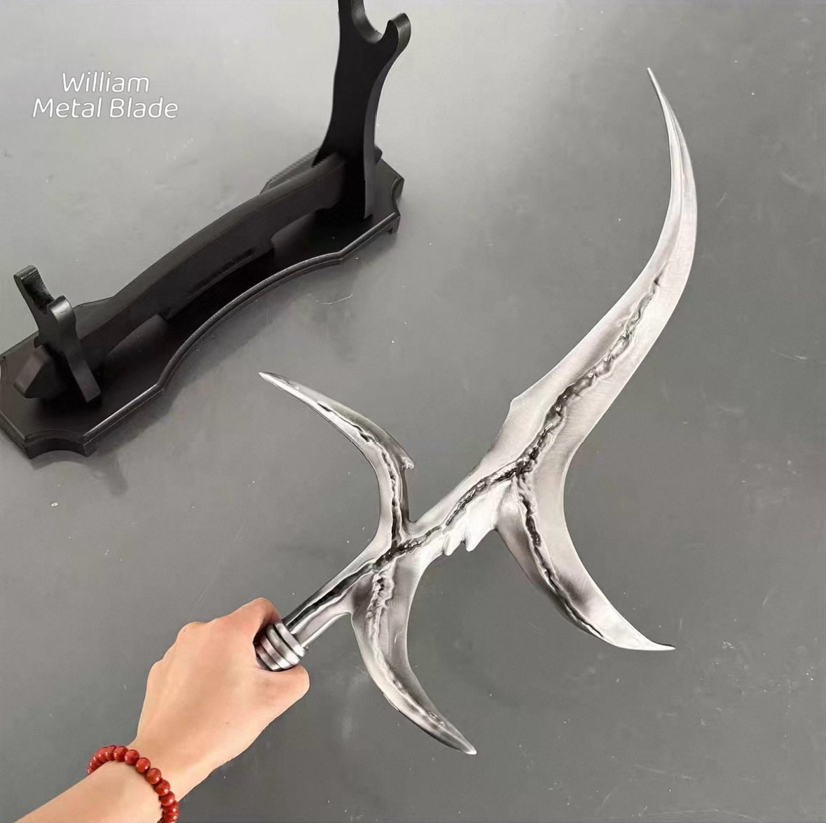 58CM/22.8" Elden Ring Black Knife Aluminum Alloy one-piece molding Replica