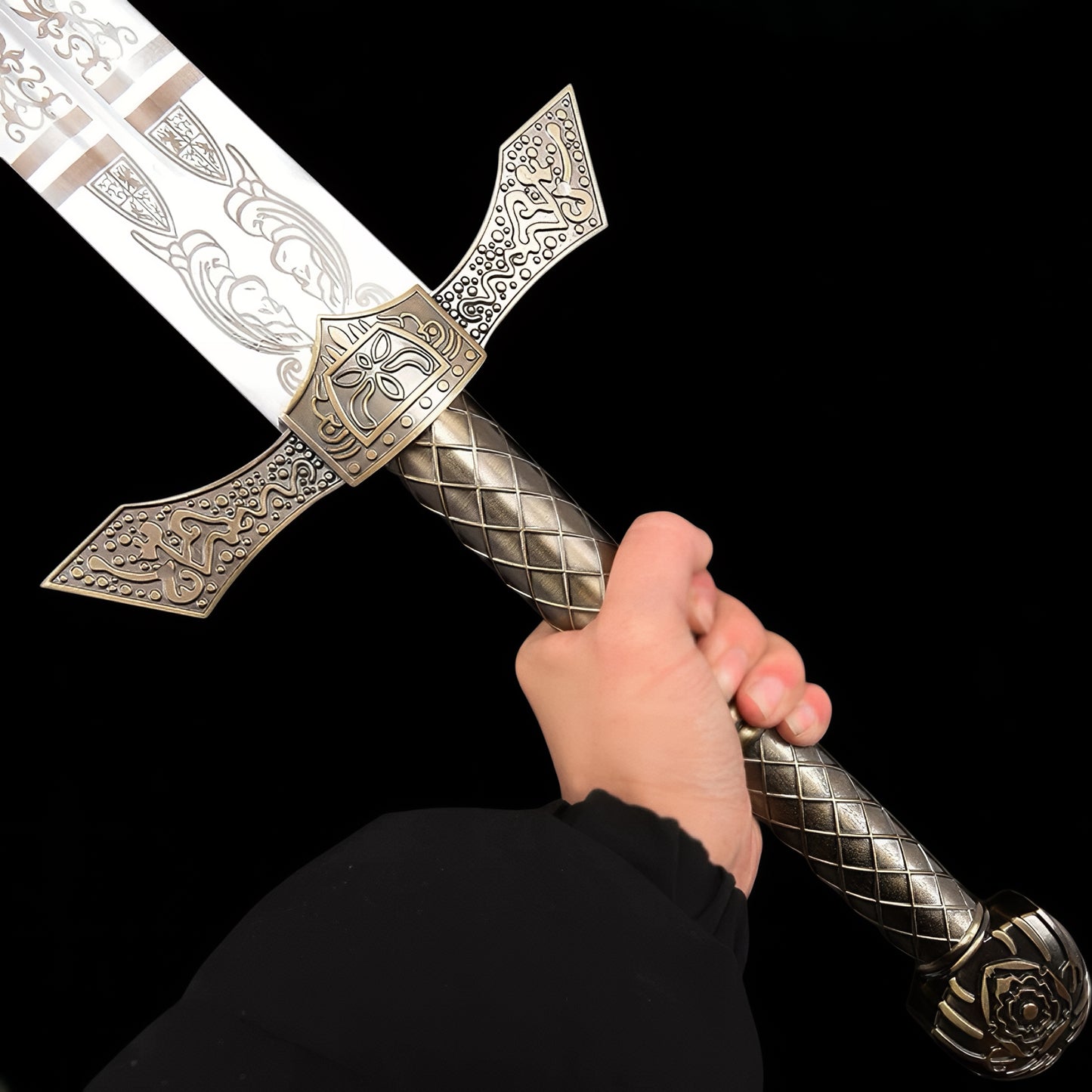 Banished Knight Greatsword Life-Size Metal Replica
