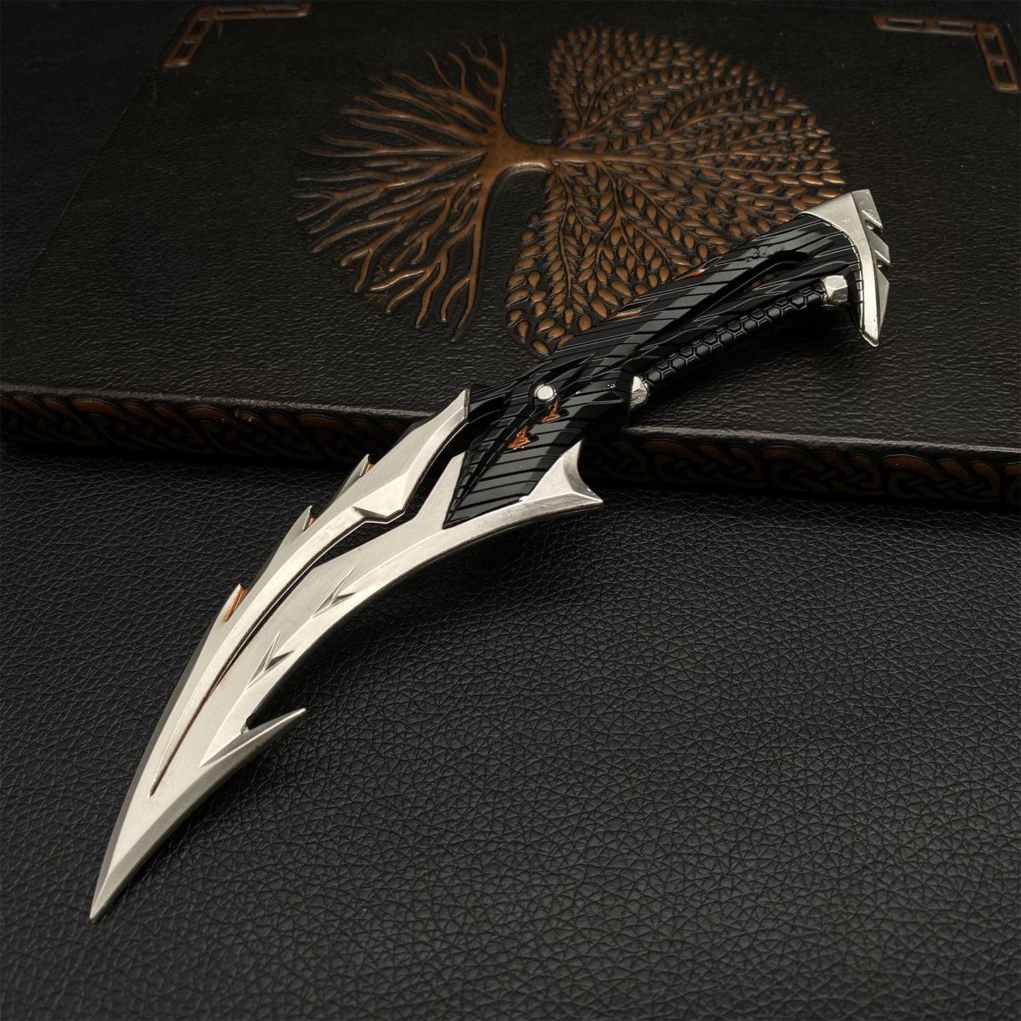 Byteshift Karambit Metal Miniature