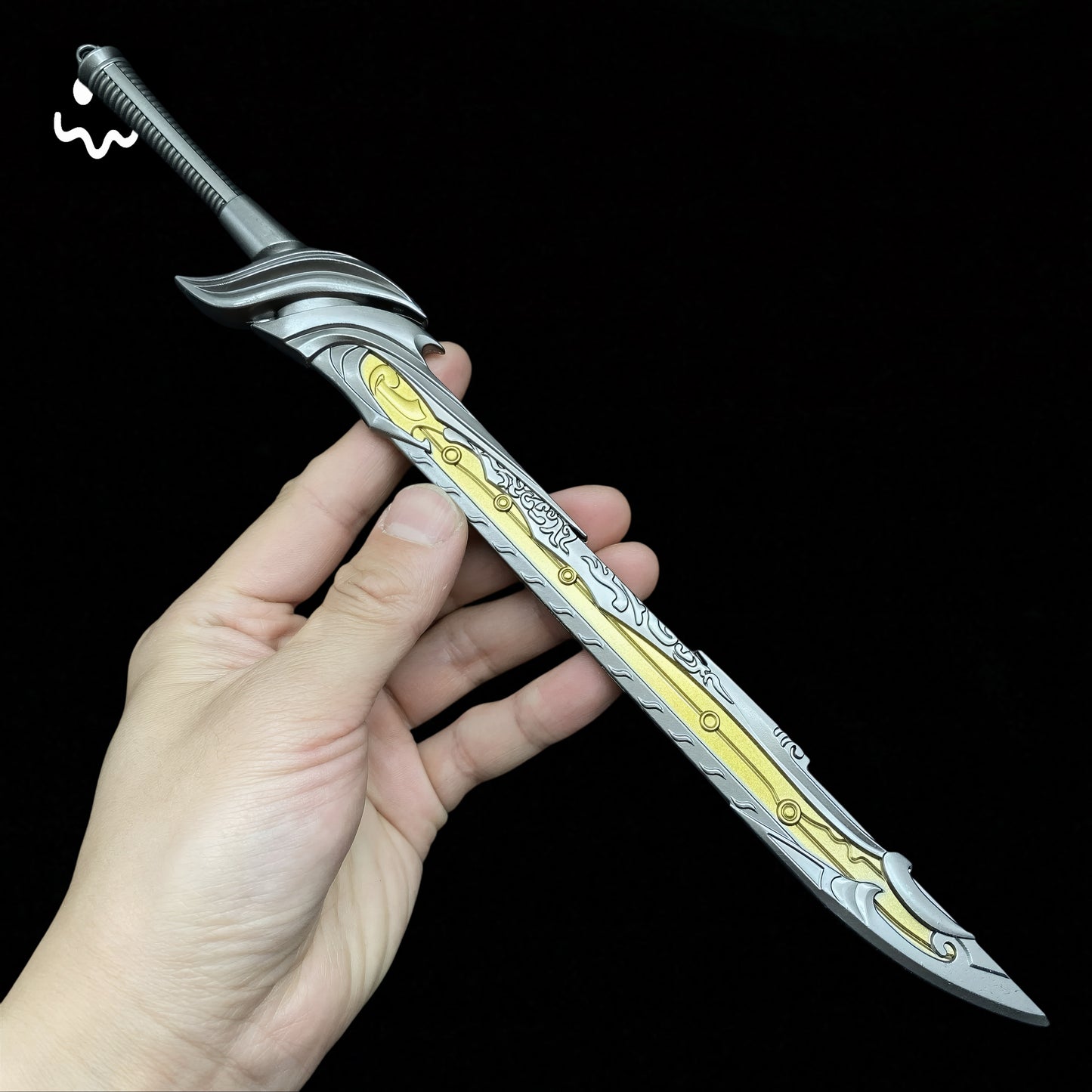 29CM/11.4" NB Metal Dark Pattern Startling Hung Knife Replica