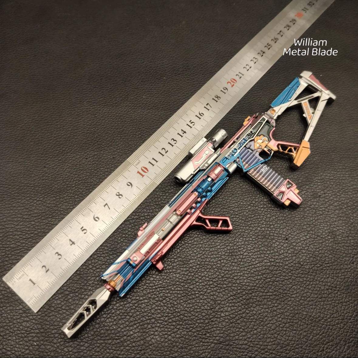 Delta Force M7 Battle Rifle Prism Offensive S2: Rainbow Crystal