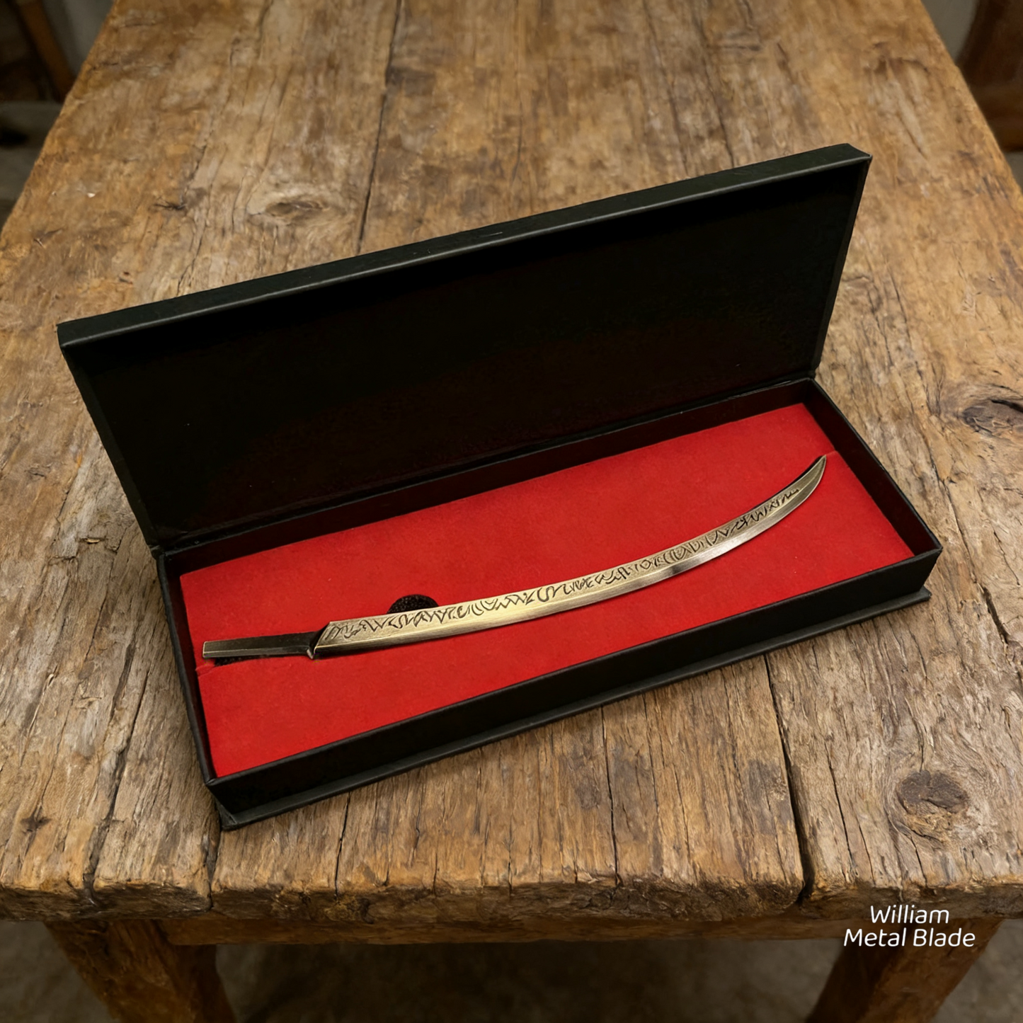 ER Hand of Malenia Metal Miniature Gift Box