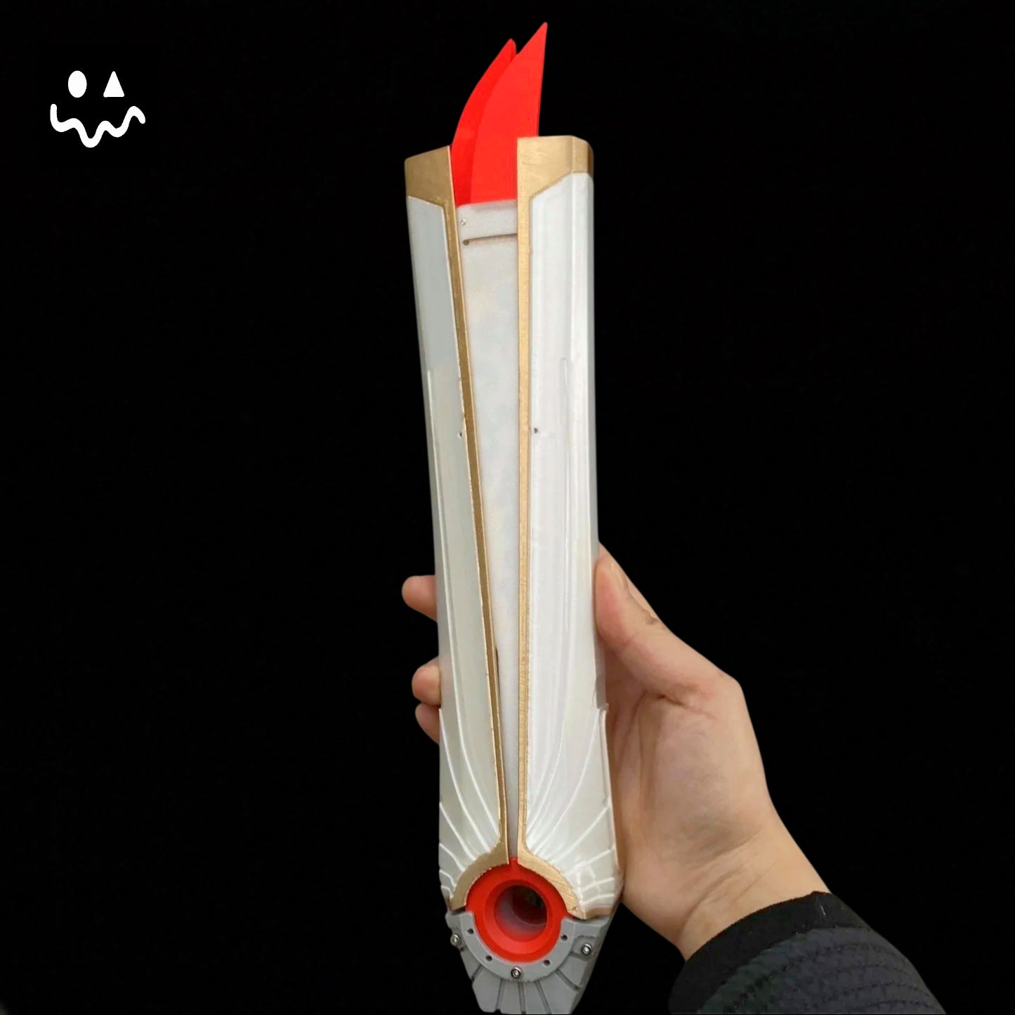 Loba Fan Loba Heirloom Life-size Resin Replica