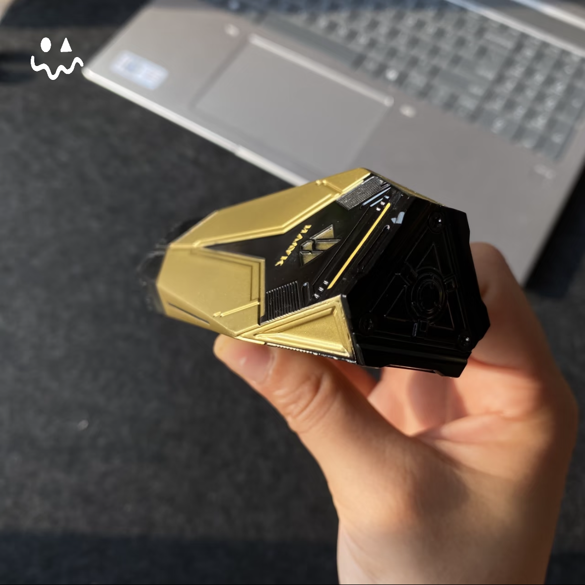 Metal 3D Mandel Brick Replica