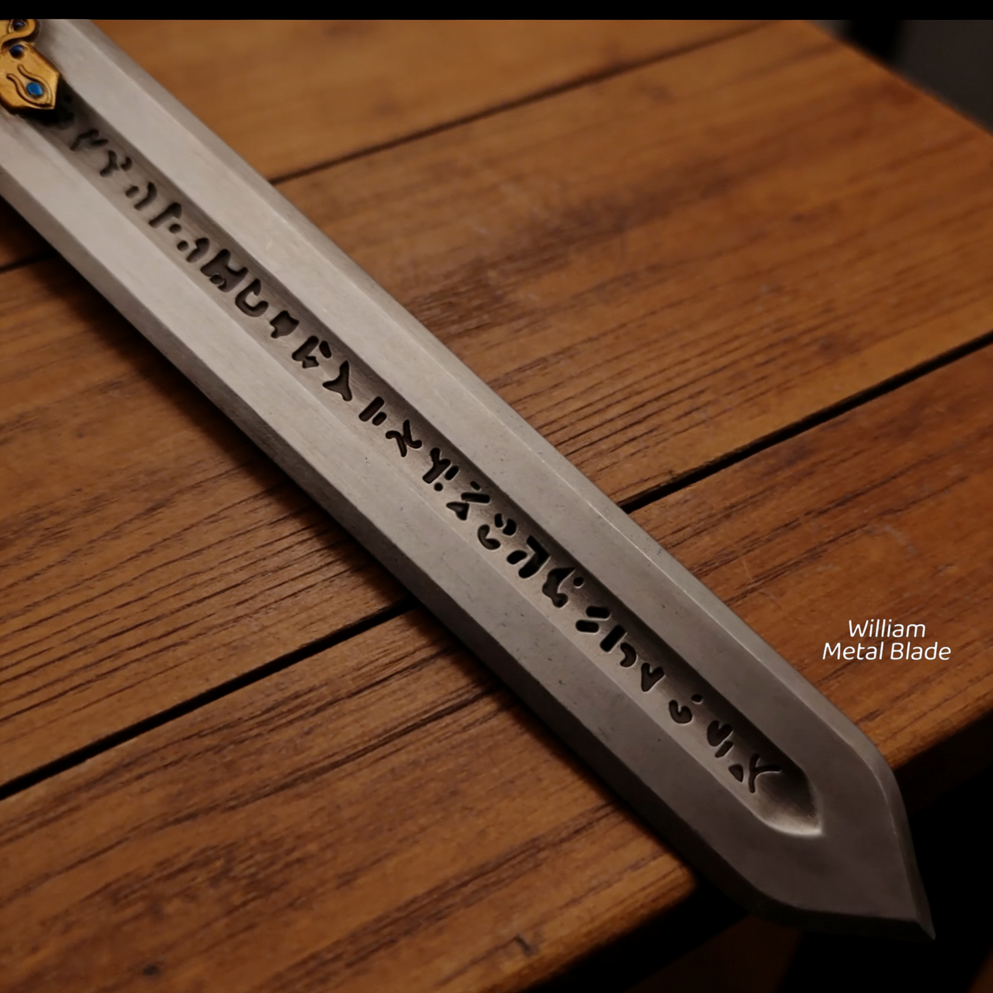 30CM/11.8" ER Soul Game Royal Greatsword Metal Miniature