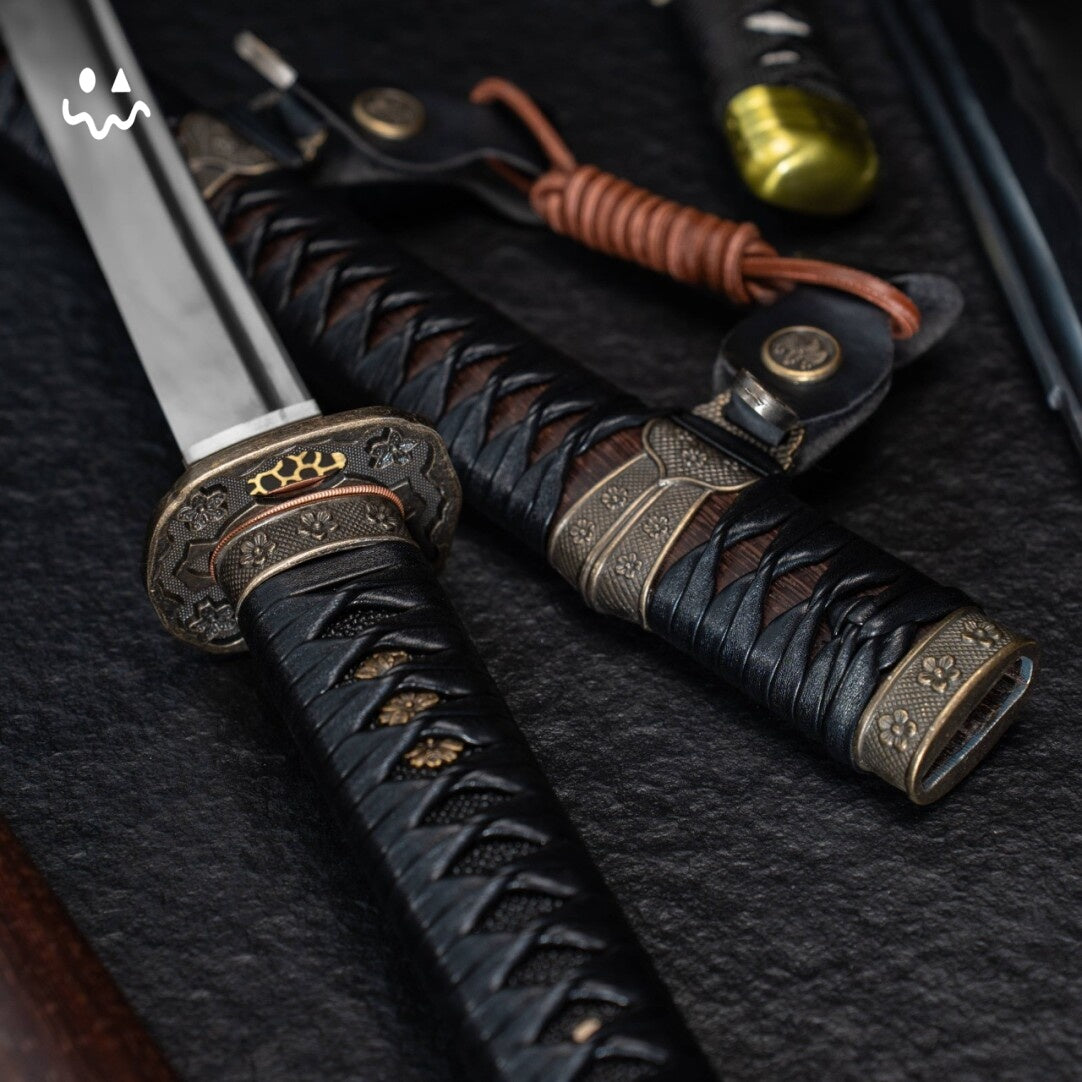 102cm/40.6" Saber Japanese Sword Carbon Steel Clay Tempered Sakura Pattern Sharp Handmade Full Tang Samurai Katana