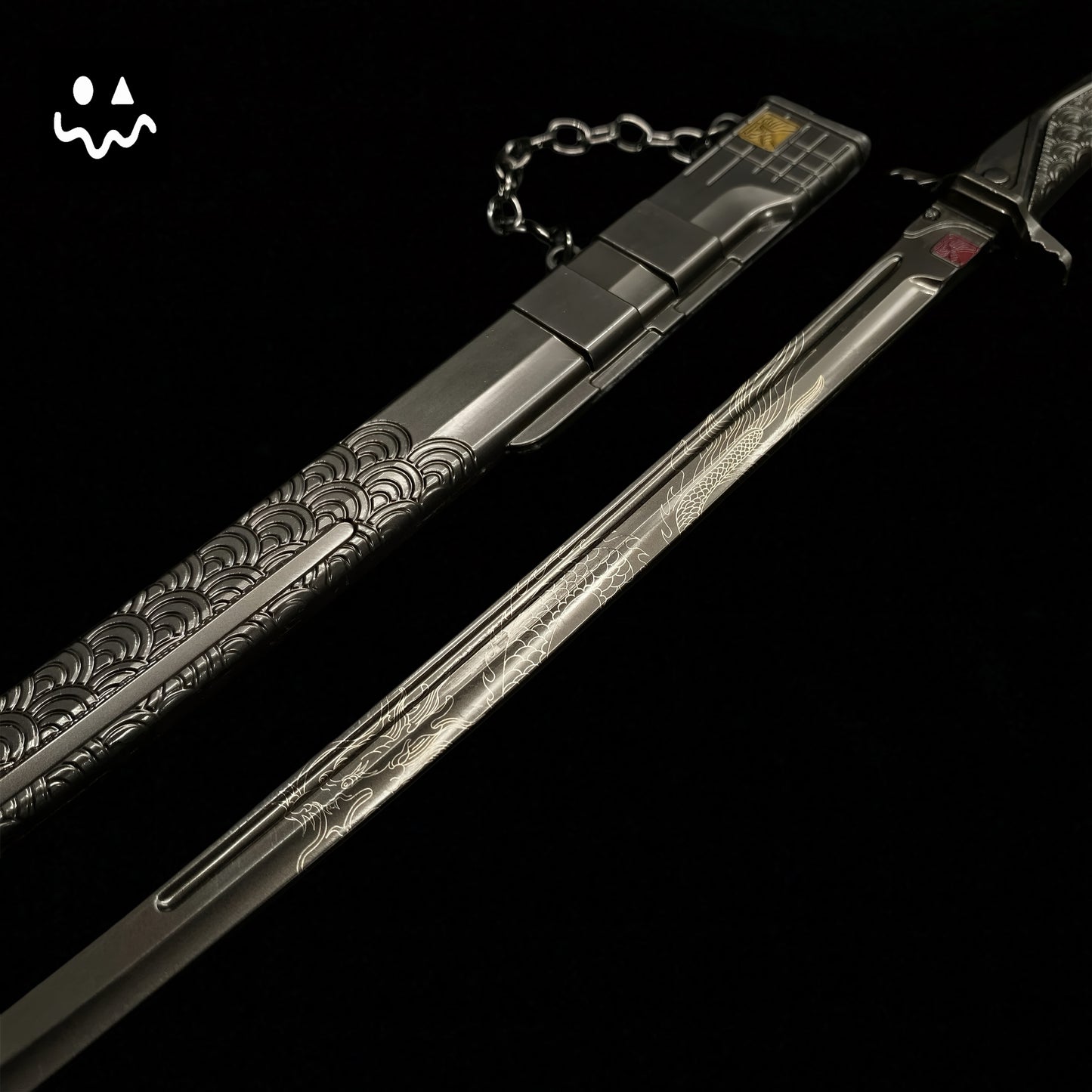 Arena Breakout 30CM/11.8" Game Embroidered Spring Blade Metal Prop