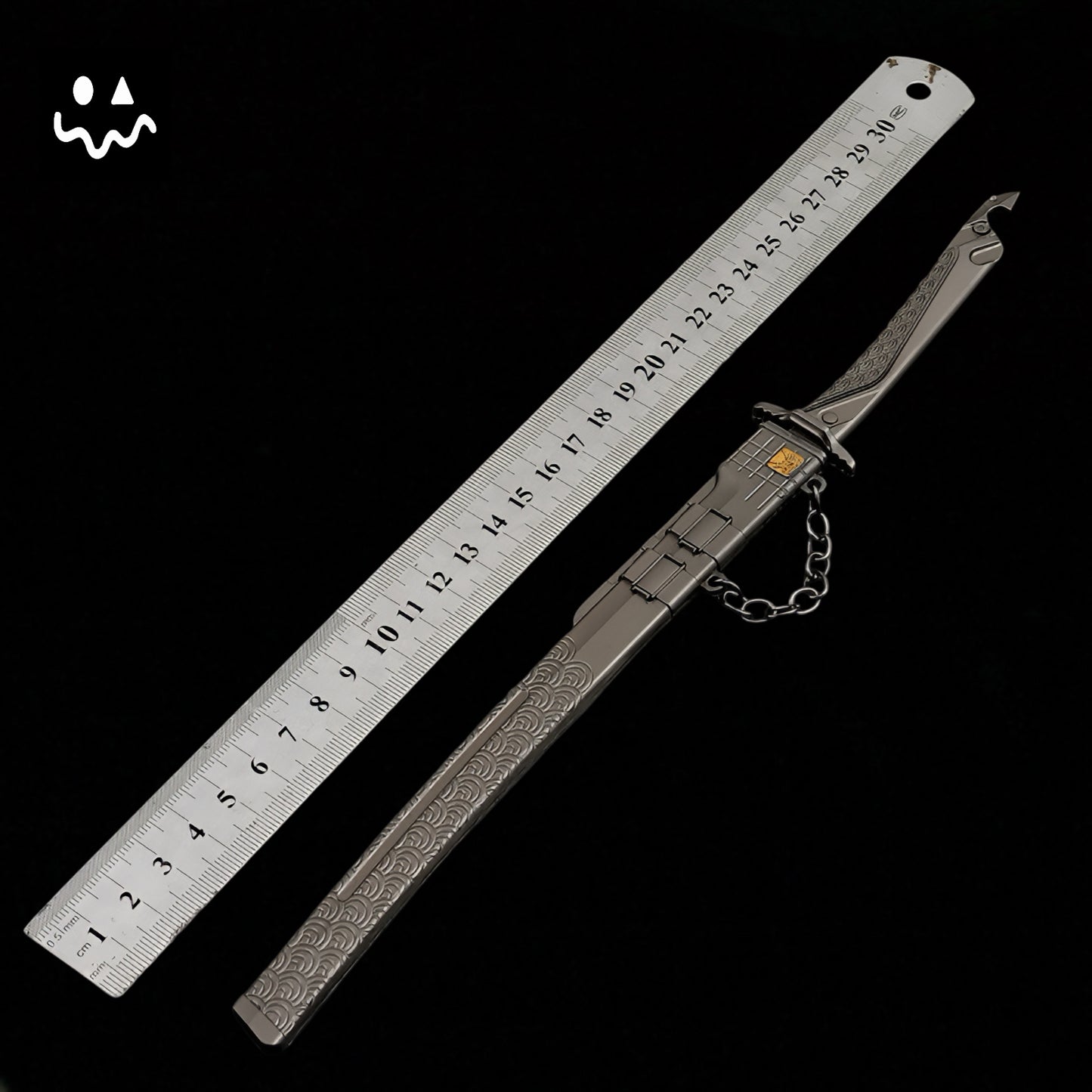 Arena Breakout 30CM/11.8" Game Embroidered Spring Blade Metal Prop