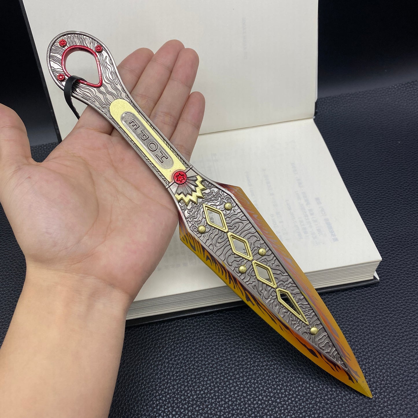 Wraith Heirloom New The Last Hope Skin Metal Replica