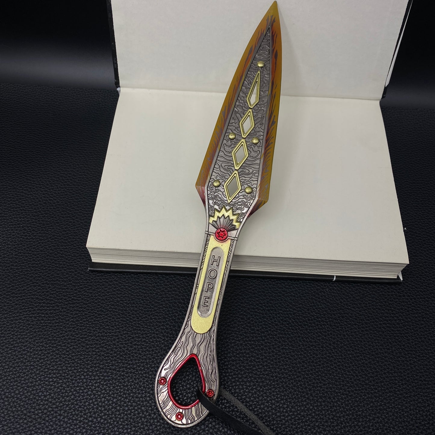 Wraith Heirloom New The Last Hope Skin Metal Replica