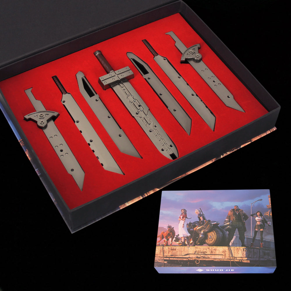Cloud Strife's Fusion Assembled Sword Gift Box