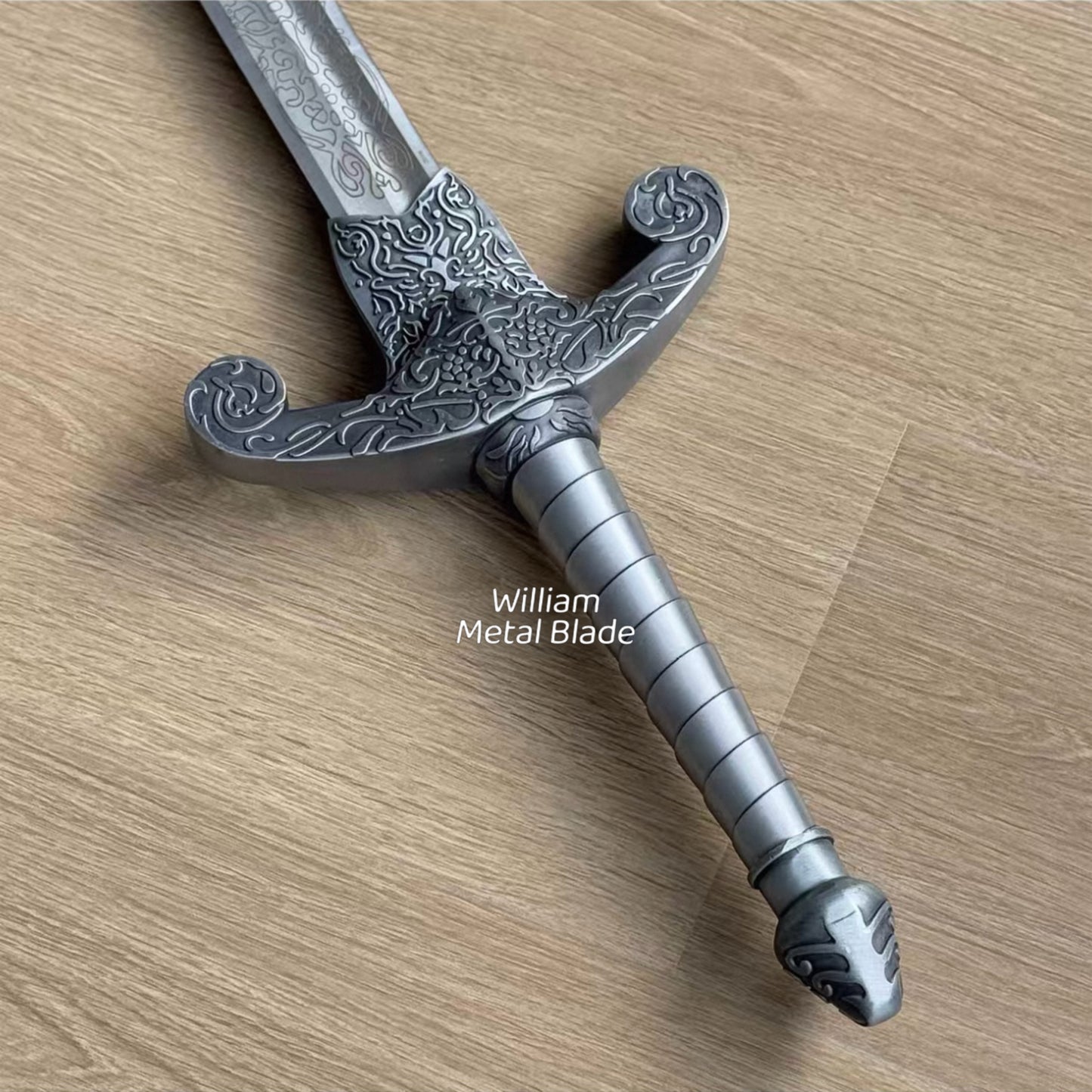 112CM/44.1" Oblivion Remastered Game Silver Longsword Blunt Metal Replica