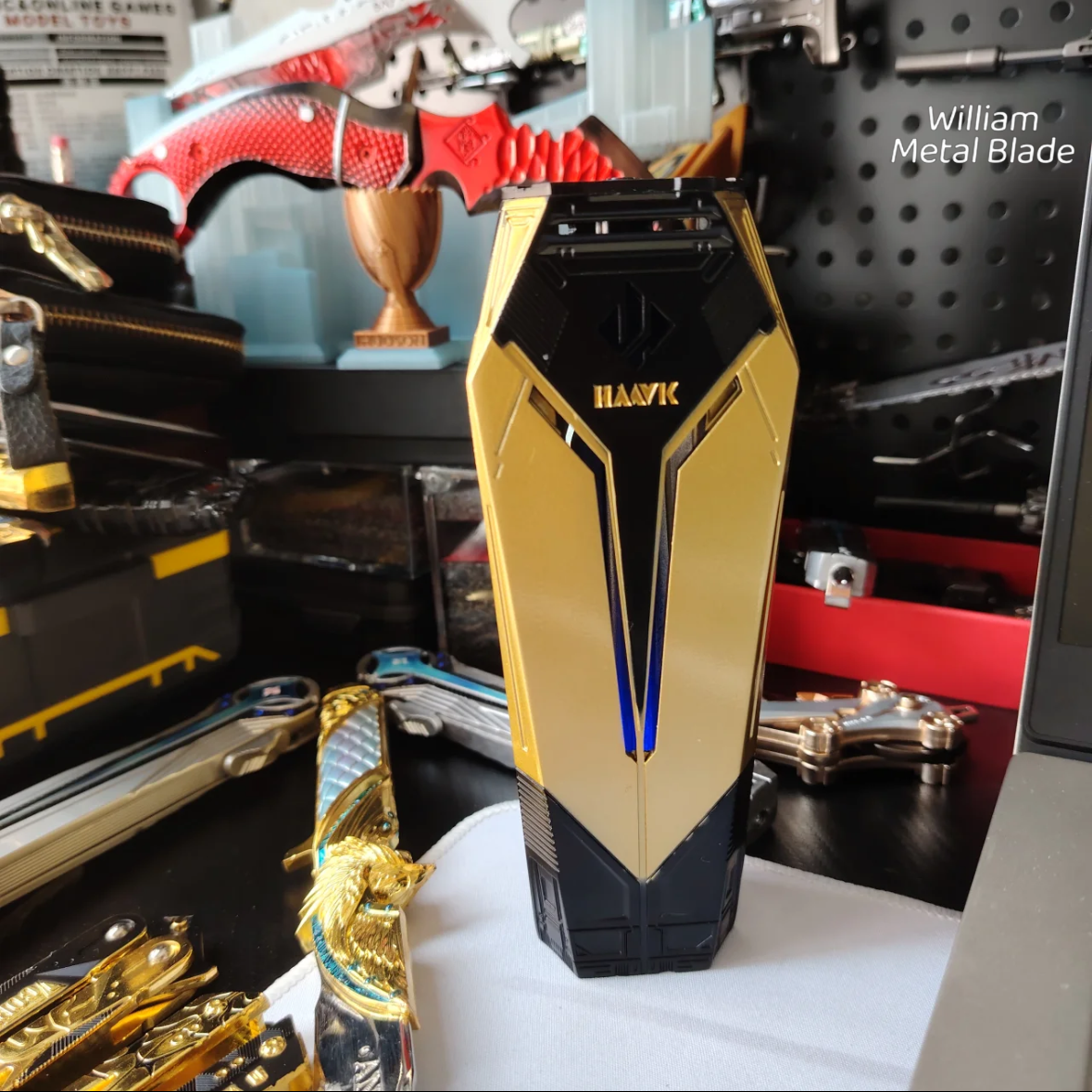 16 CM/6.2" Metal 3D Mandel Brick Replica Luminous version