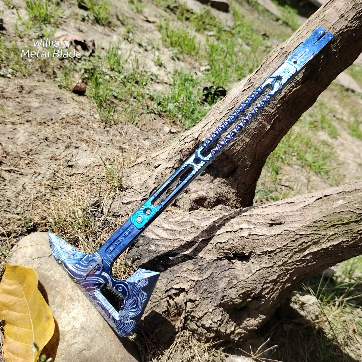 35CM/8.6" DF Black Sea Tactical Axe Metal Replica