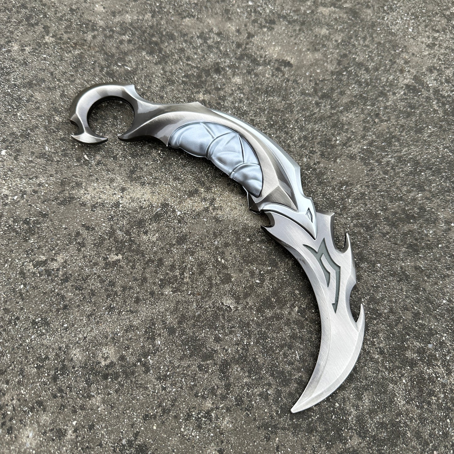 Reaver Karambit Metal Blunt Blade Trainer Cosplay Prop Game Replica