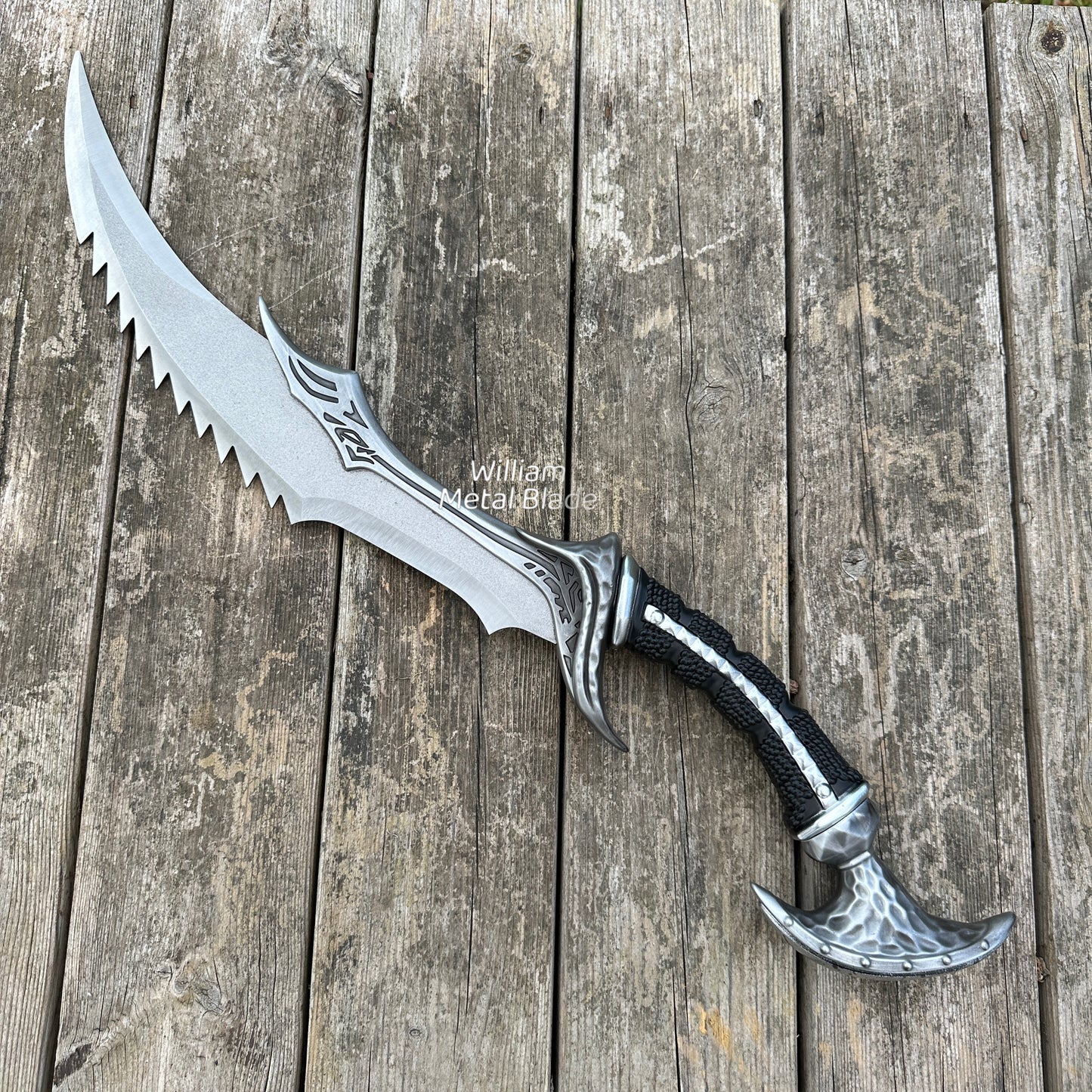 57CM/22.4" Skyrim Game Weapon New Daedric Sword Blunt Metal Replica