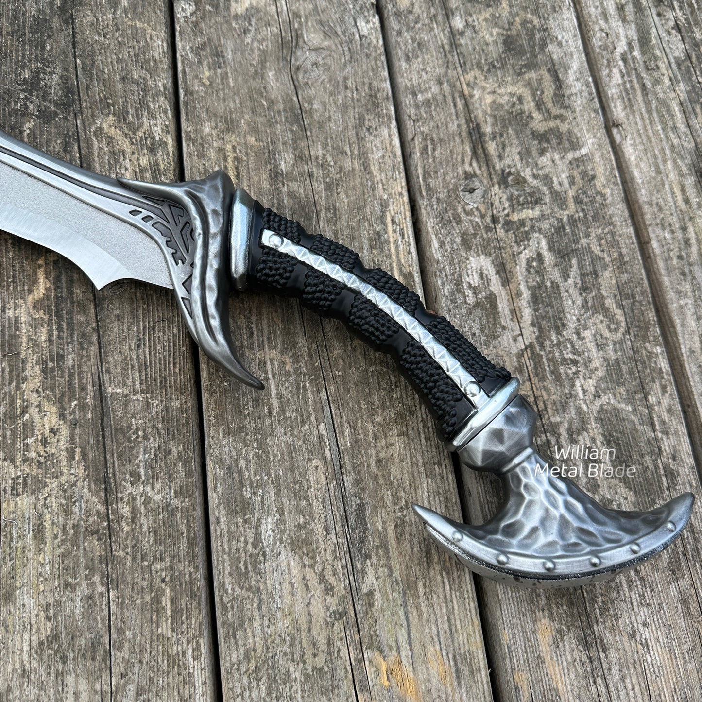 57CM/22.4" Skyrim Game Weapon New Daedric Sword Blunt Metal Replica