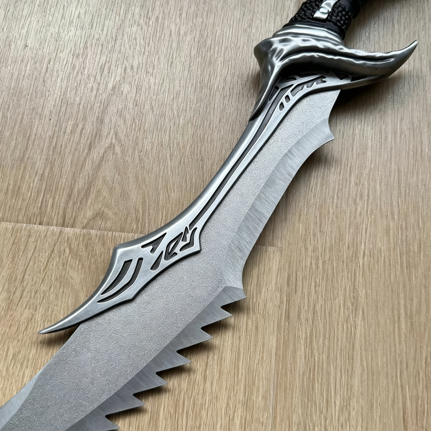 57CM/22.4" Skyrim Game Weapon New Daedric Sword Blunt Metal Replica