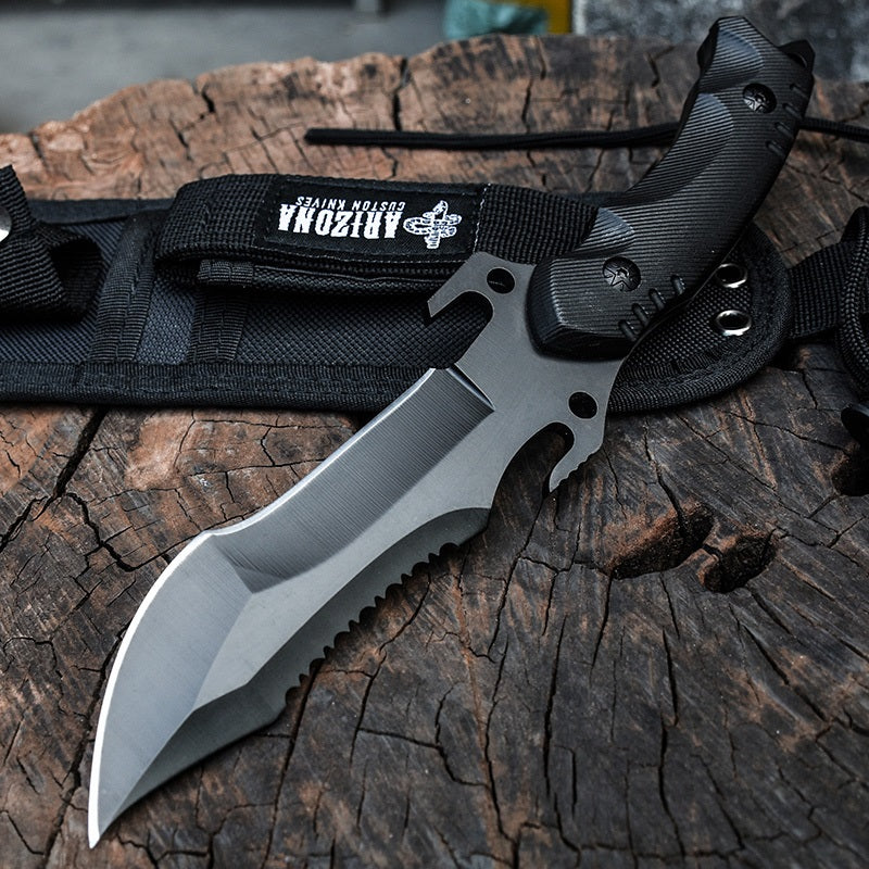 Outdoor survival knife