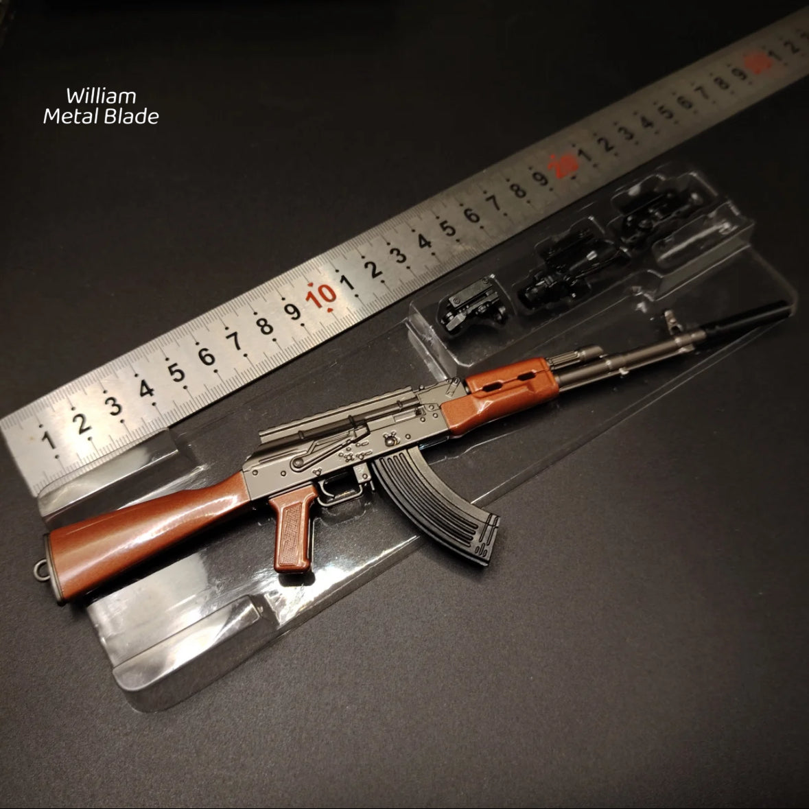 AK47 Small Metal Replica Kalashnikov Assault Rifle Miniature