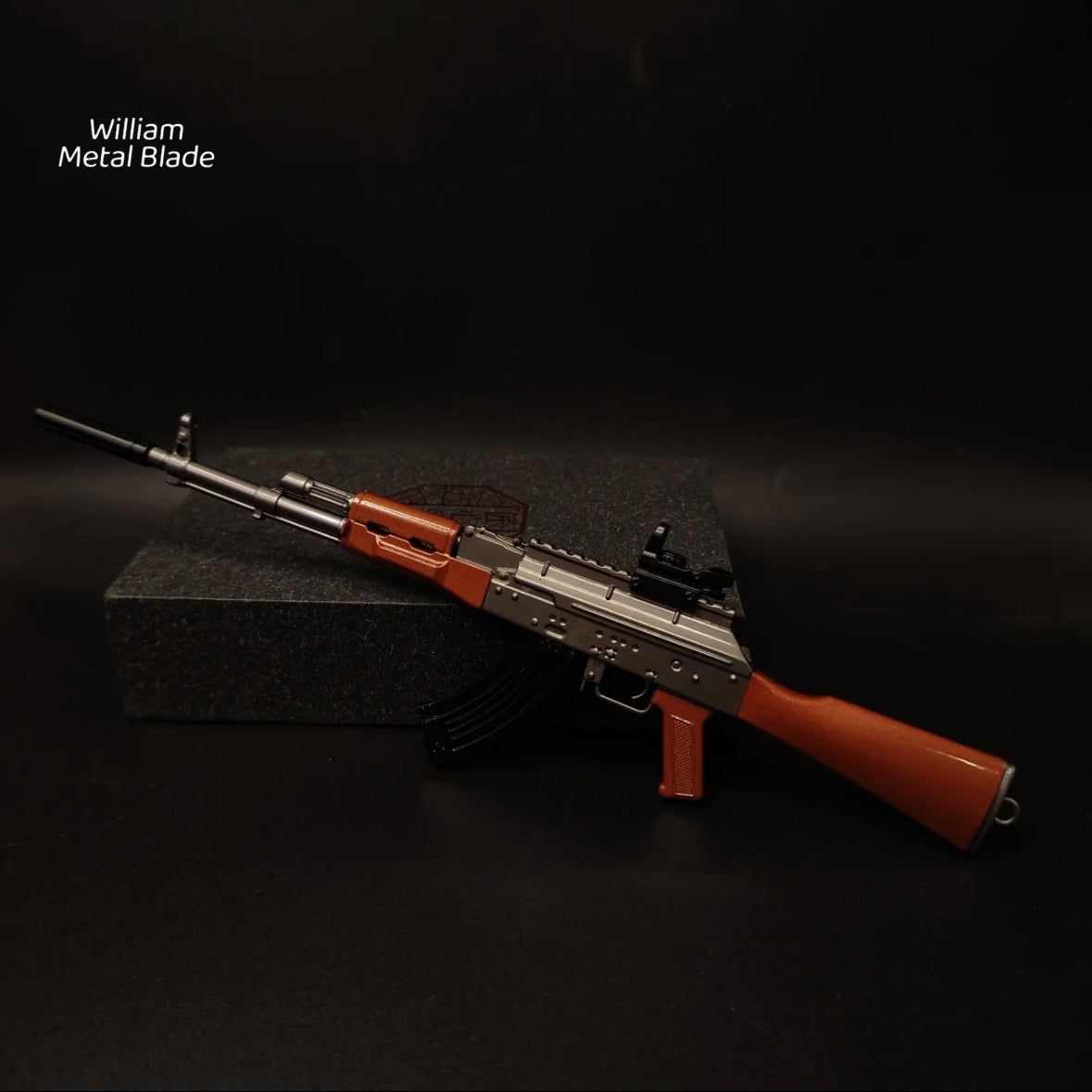 AK47 Small Metal Replica Kalashnikov Assault Rifle Miniature