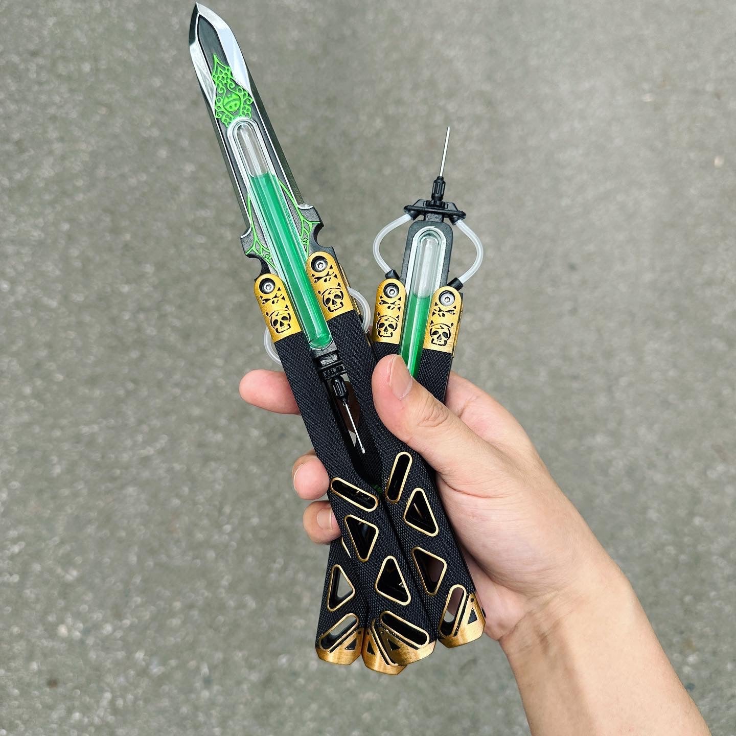 28CM/11.0 Resin Octane Heirloom V3 Real Glass Liquid Tube Craft Balisong Collection Make and deliver the list. with a cycle of 1-2 months)