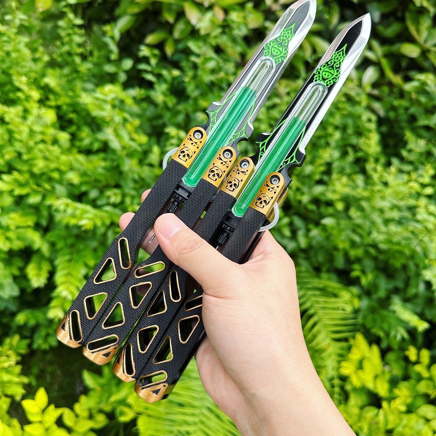 28CM/11.0 Resin Octane Heirloom V3 Real Glass Liquid Tube Craft Balisong Collection Make and deliver the list. with a cycle of 1-2 months)