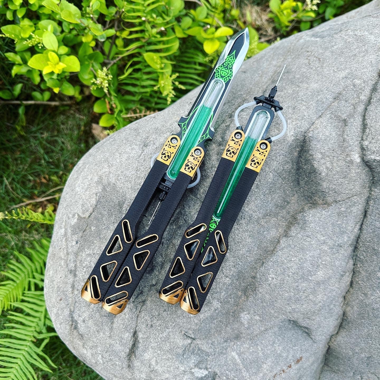 28CM/11.0 Resin Octane Heirloom V3 Real Glass Liquid Tube Craft Balisong Collection Make and deliver the list. with a cycle of 1-2 months)