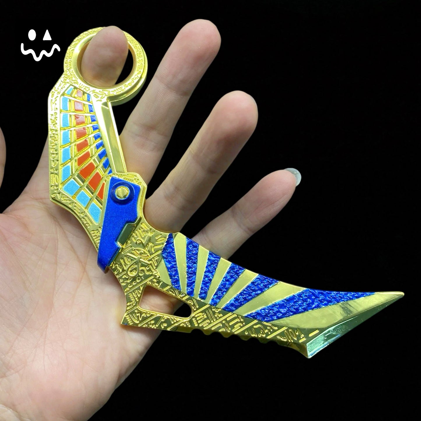 Arena Breakout Claws Of Vast Sky Metal Replica