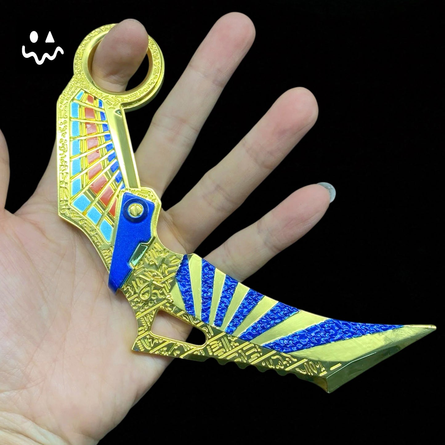 Arena Breakout Claws Of Vast Sky Metal Replica