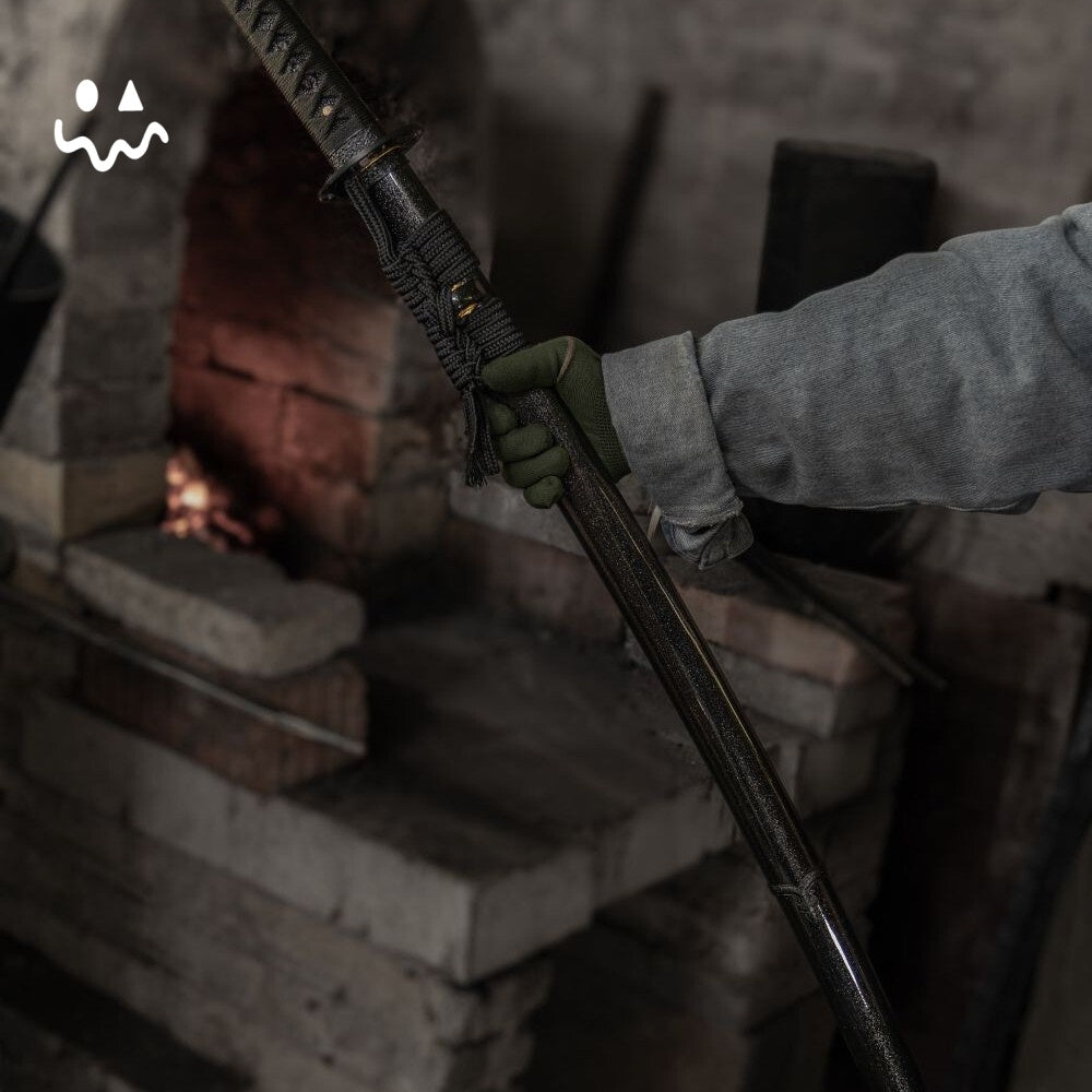 Black Gold Katana Handmade Samurai Sword Textured Lacquer Scabbard Dark Cord Wrap Display Collectible Sword