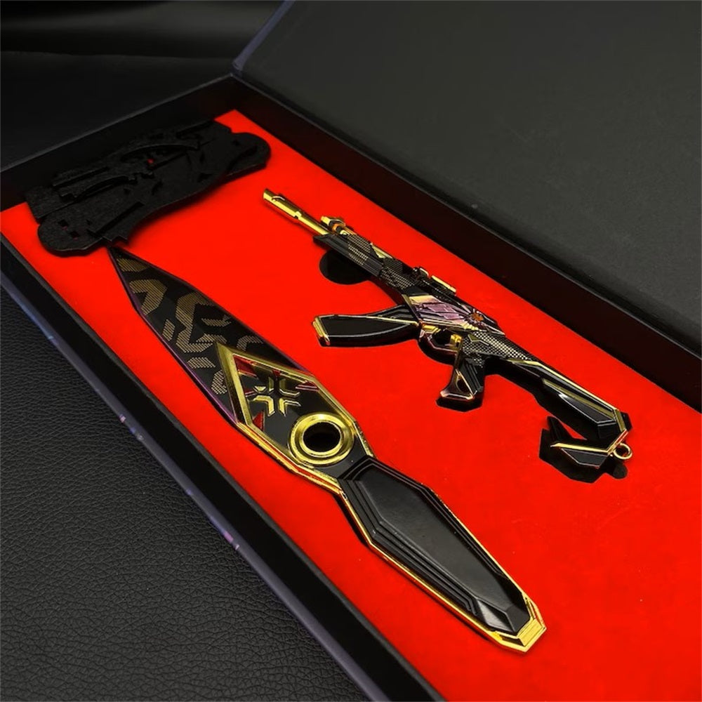 Champion 2023 Kunai & Champion Vandal Metal Replica