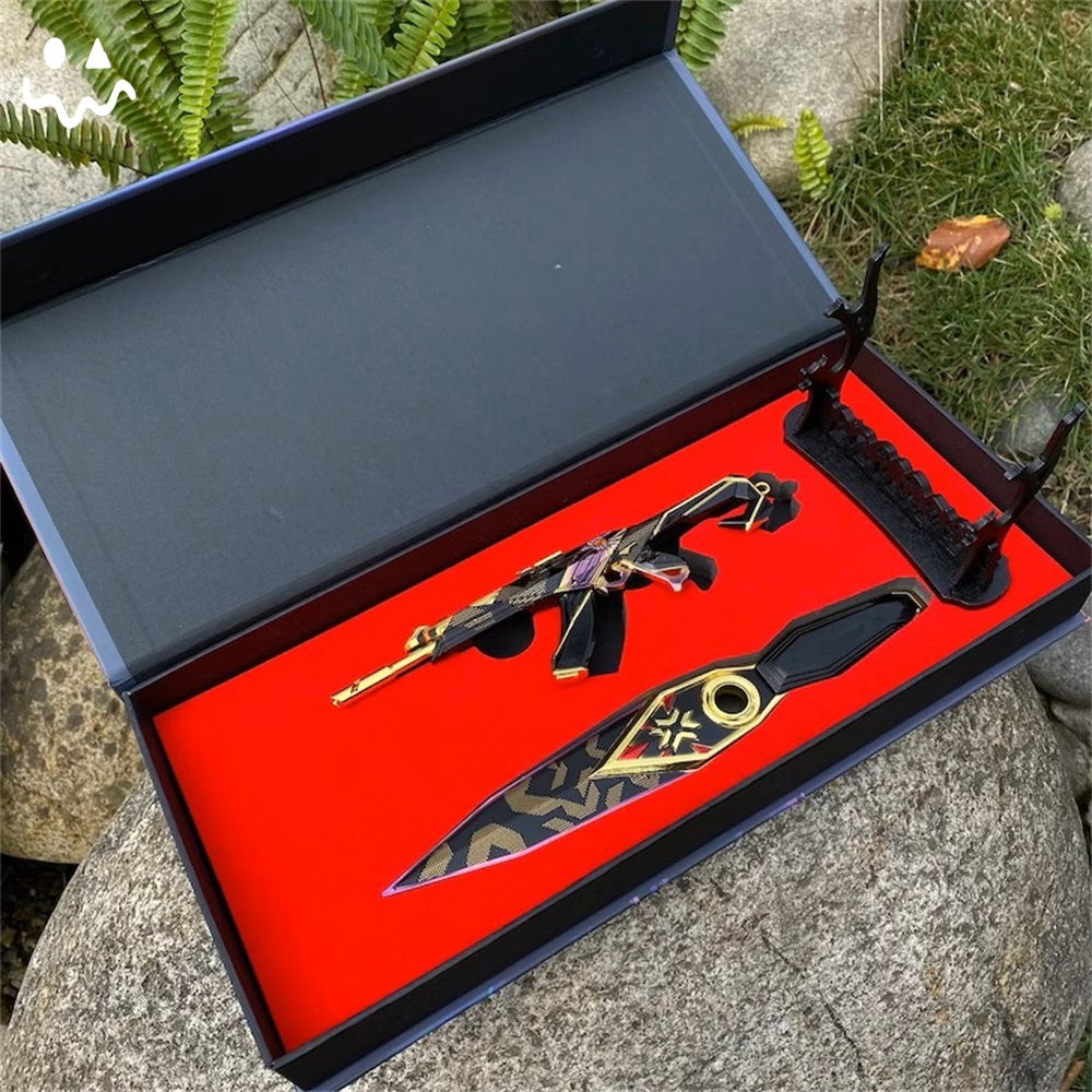 Champion 2023 Kunai & Champion Vandal Metal Replica