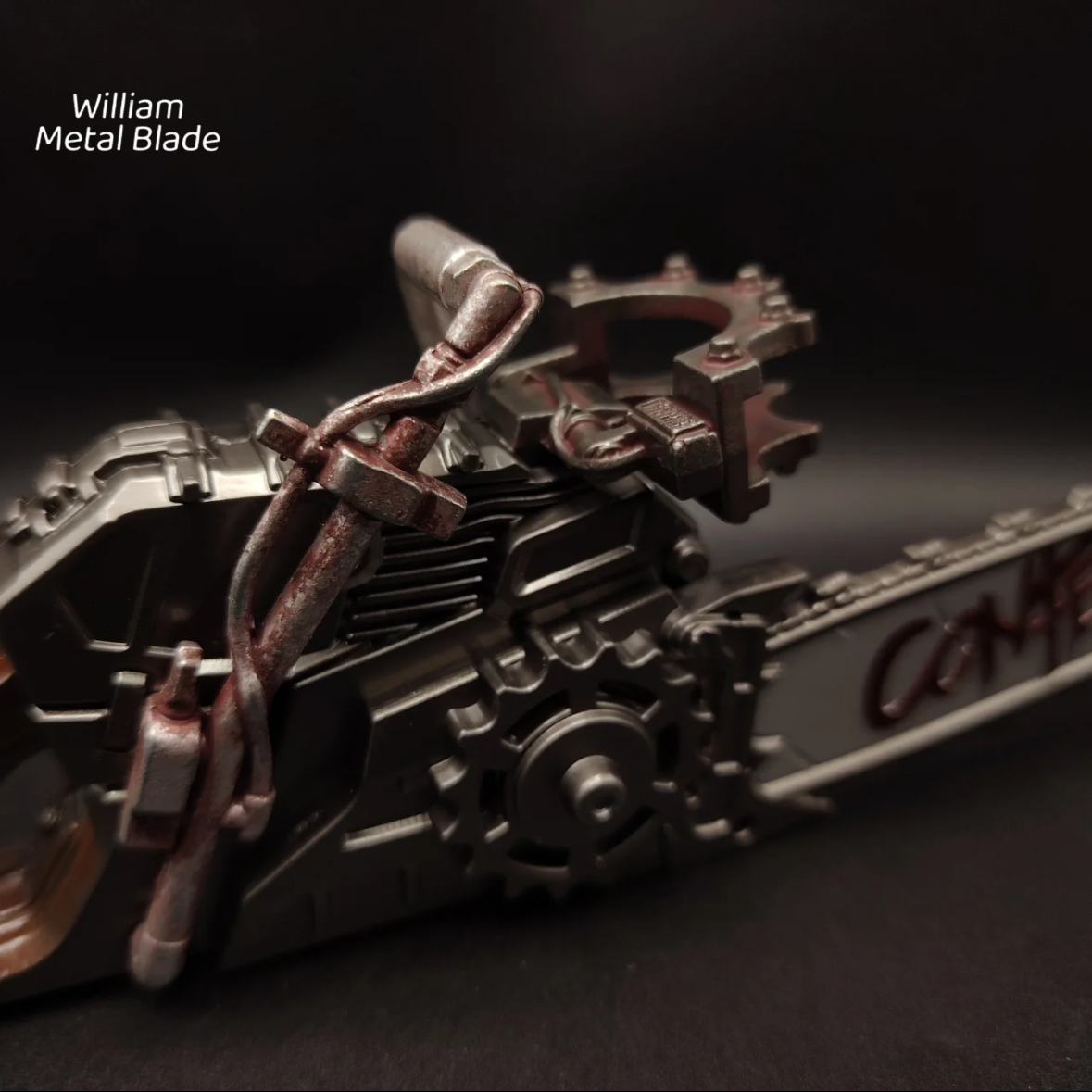 DF Game 25CM Cool Chainsaw Weapon Metal Replica
