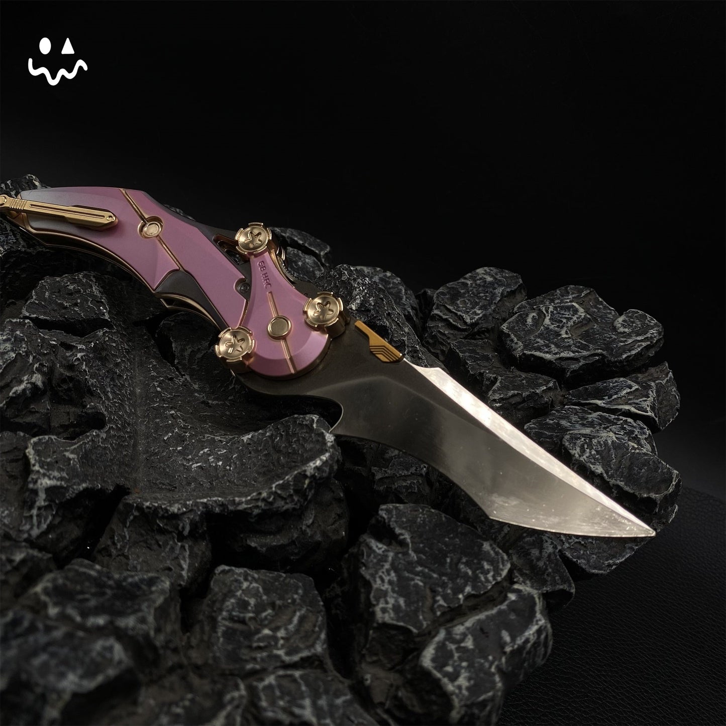 Delta Blade Of Mercy Folding Knife Blunt Blade Metal Replica