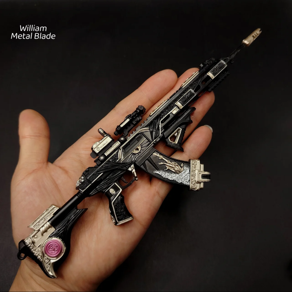 Delta Force Death Rose Assault Rifle Metal Replica
