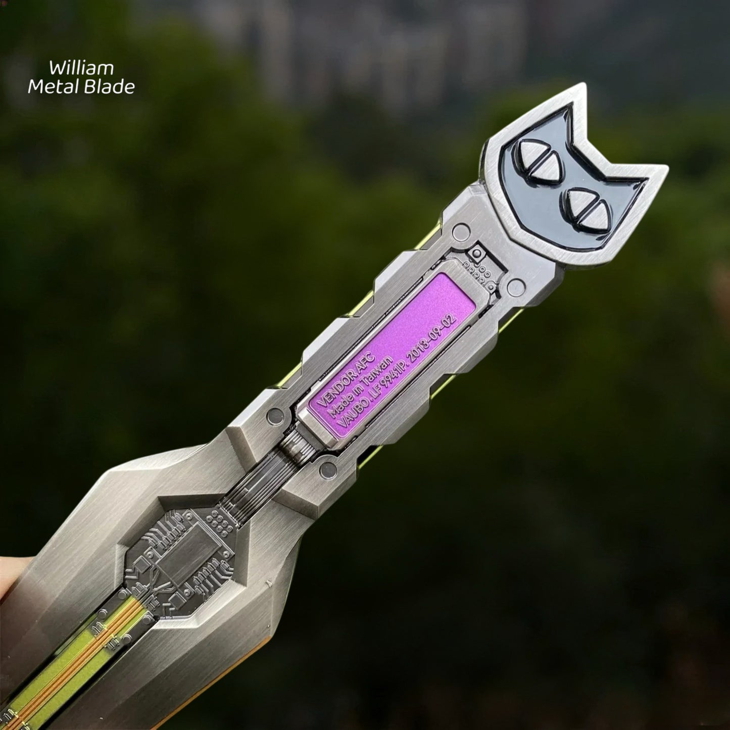 Delta Force Hackclaw Data Knife Metal Replica