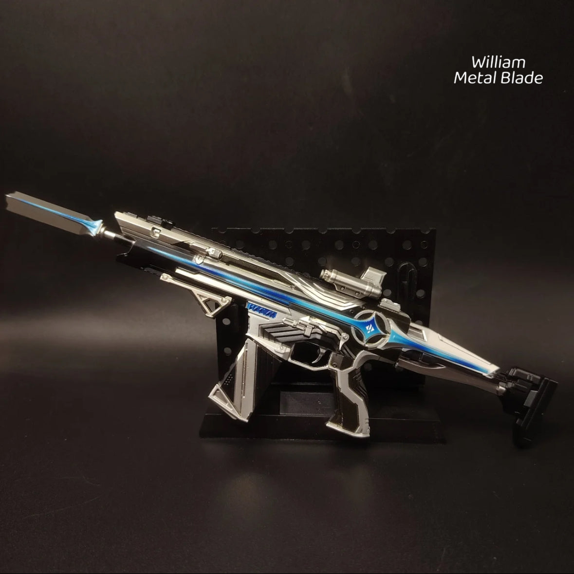 Delta Force Polaris Assault Rifle Mini Replica