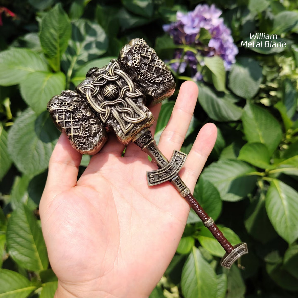 Elden Ring Game Giant-Crusher Mini Metal Replica
