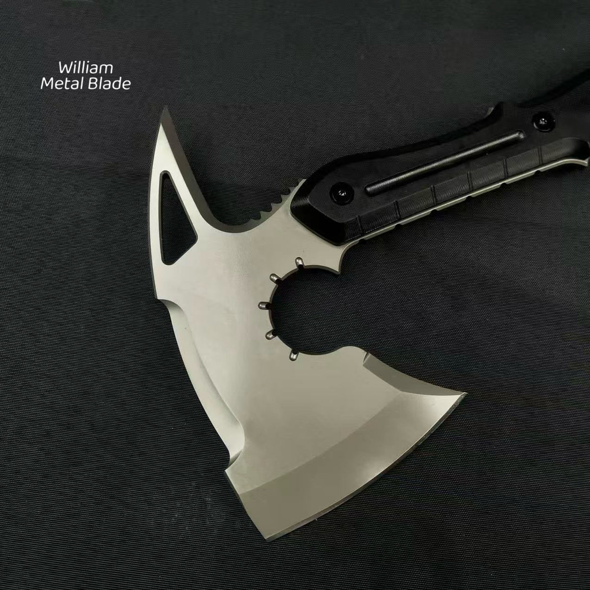Handmade Dc53 Steel Re9 Leon Tactical Axe 36CM / 14.1" Full Scale Leon Hatchet For Collection