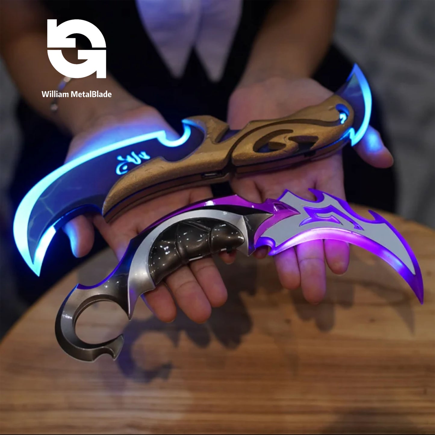 High-quality Reaver Karambit Luna's Descent 3D Night Lamp