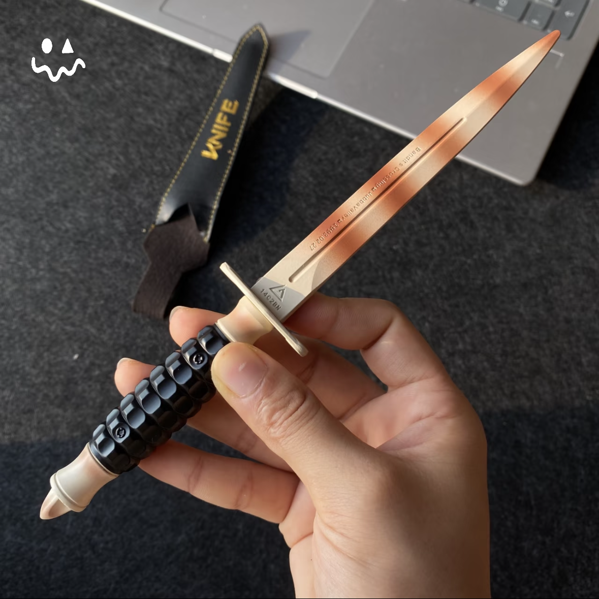 Hot Game Black Hawk Knife Metal Replica