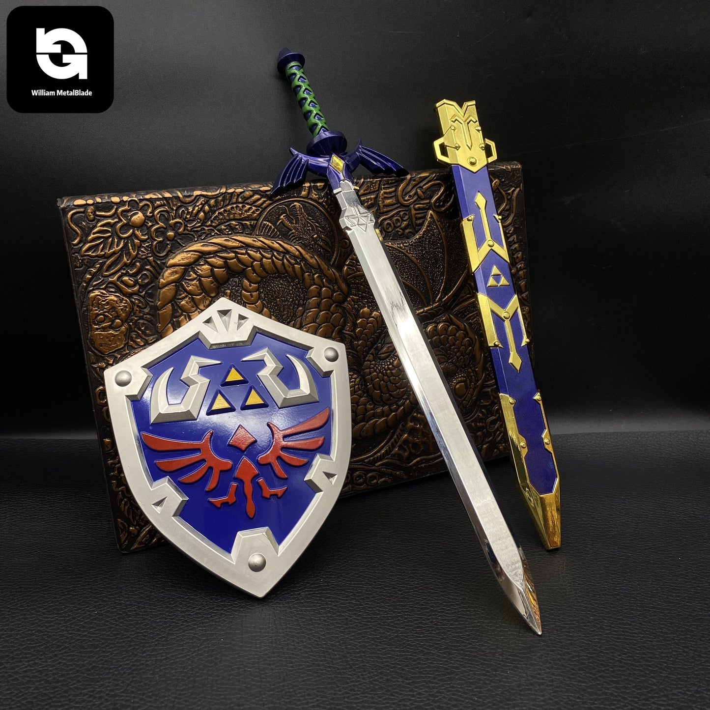 Hylian Shield Alloy 11''Link Master Sword Miniature 2 In 1 Pack