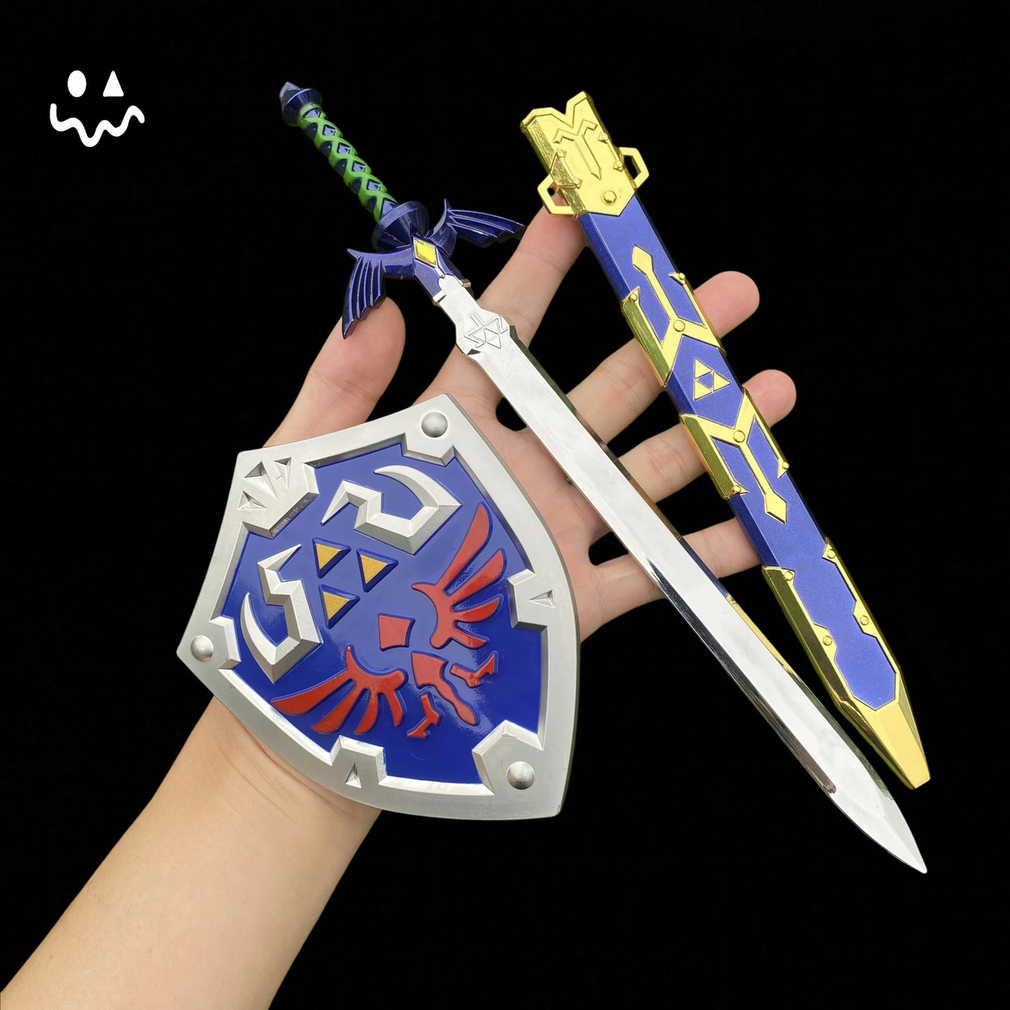 Hylian Shield Alloy 11''Link Master Sword Miniature 2 In 1 Pack