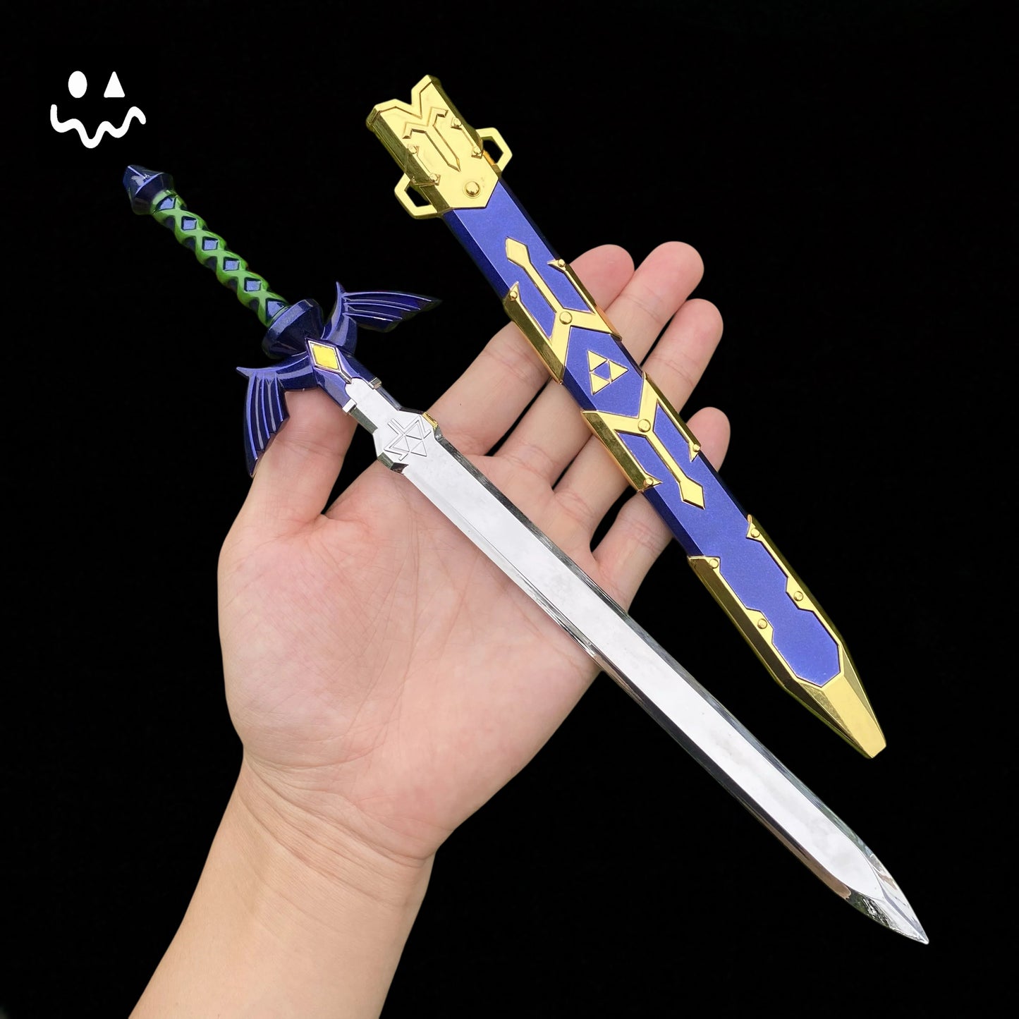 Hylian Shield Alloy 11''Link Master Sword Miniature 2 In 1 Pack