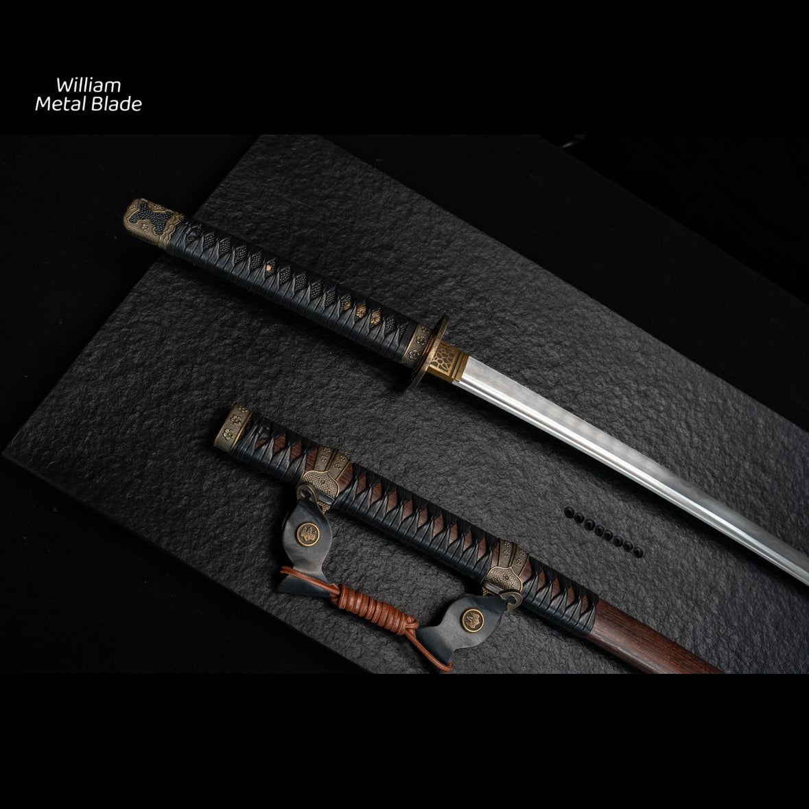 102cm/40.6" Saber Japanese Sword Carbon Steel Clay Tempered Sakura Pattern Sharp Handmade Full Tang Samurai Katana