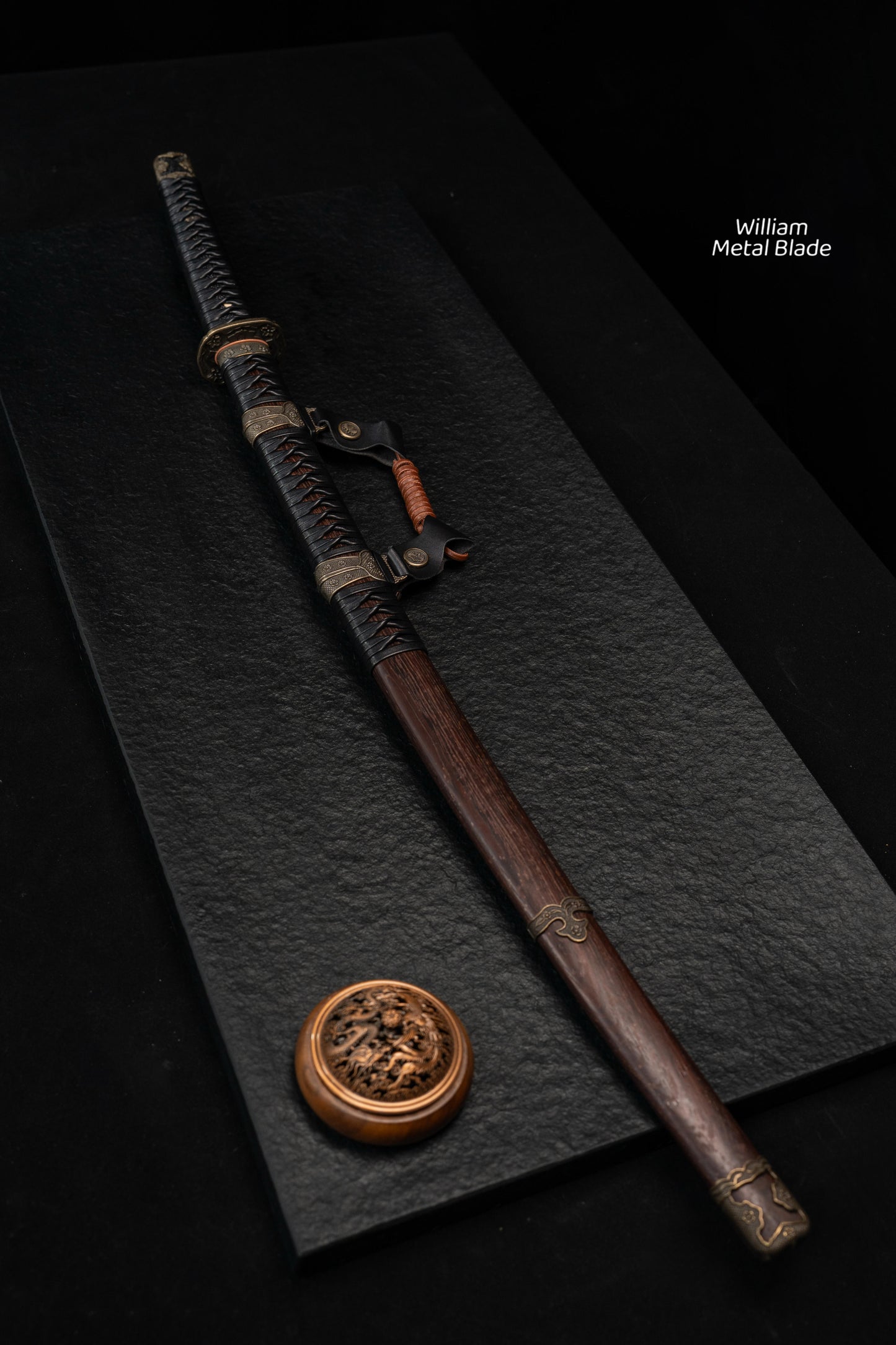 102cm/40.6" Saber Japanese Sword Carbon Steel Clay Tempered Sakura Pattern Sharp Handmade Full Tang Samurai Katana