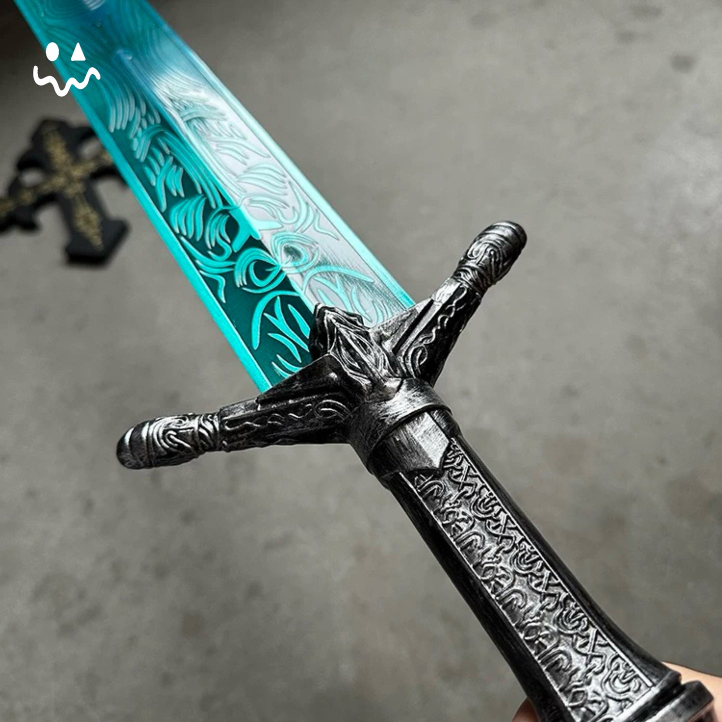 IRL Holy Moonlight Greatsword Life-Size Metal Replica